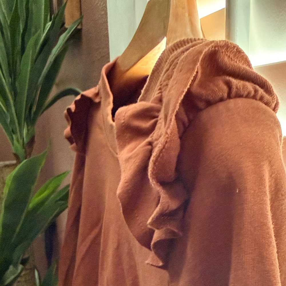 Women's Ruffled Rust Top - Picture 2 of 8